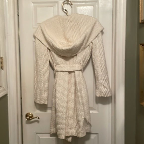 BCBG cream wool wrap coat - Picture 5 of 5